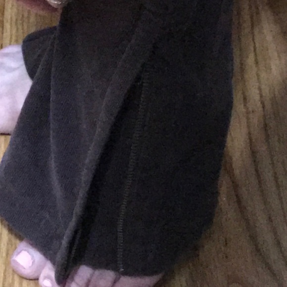 Bcbgmaxazria corduroy size 4 - Picture 6 of 8